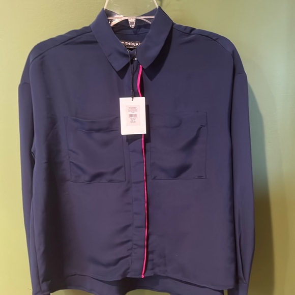 en Thread Long Sleeve Blouse w Pink Piping, NWT - Picture 1 of 3
